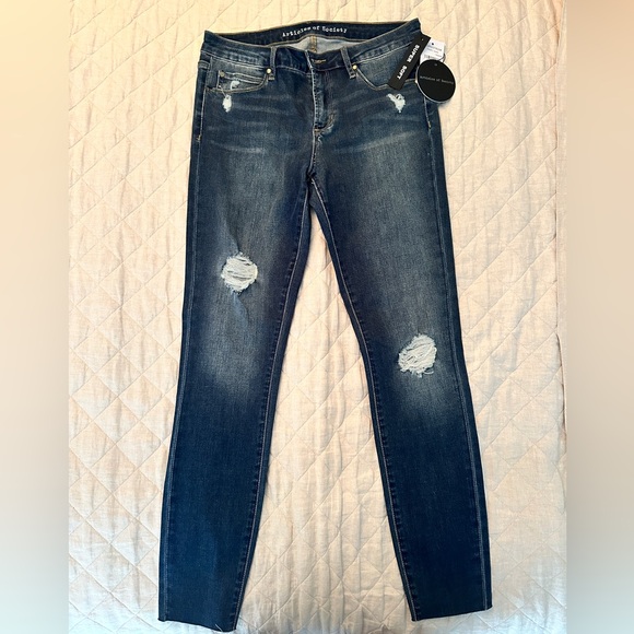 🆕 Articles of Society distressed jeans, NWT in Prairie wash, size 29. Brand NWT - Picture 2 of 8